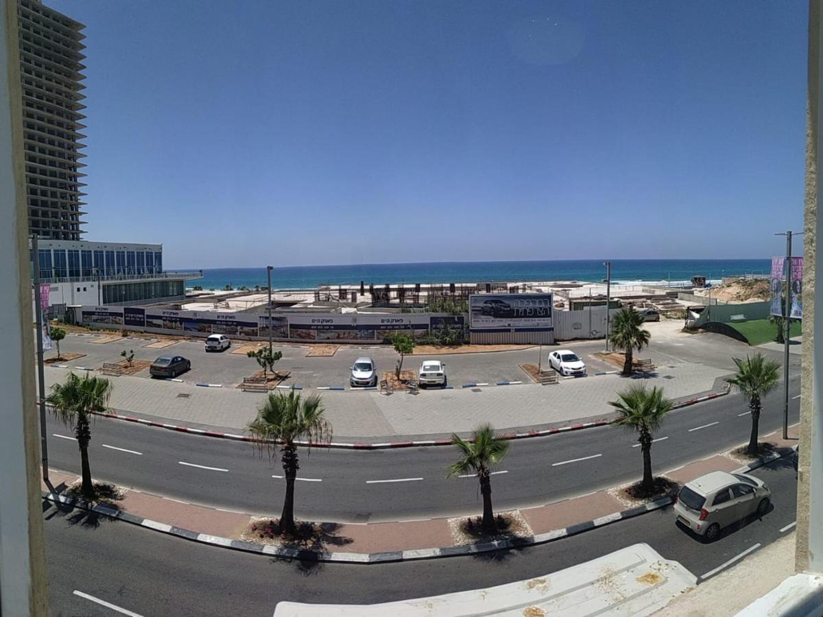 Hotel Apartment Short Term Tel Aviv Bat Yam 353 Bagian luar foto