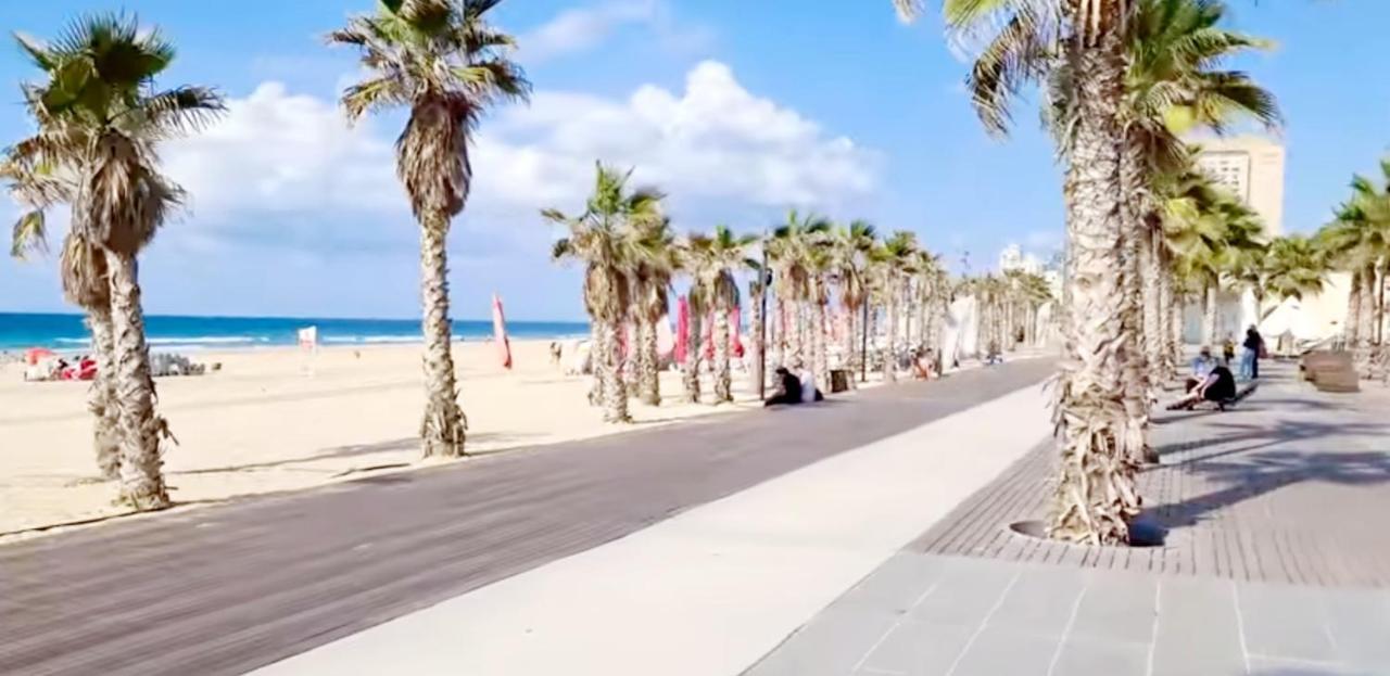 Hotel Apartment Short Term Tel Aviv Bat Yam 353 Bagian luar foto