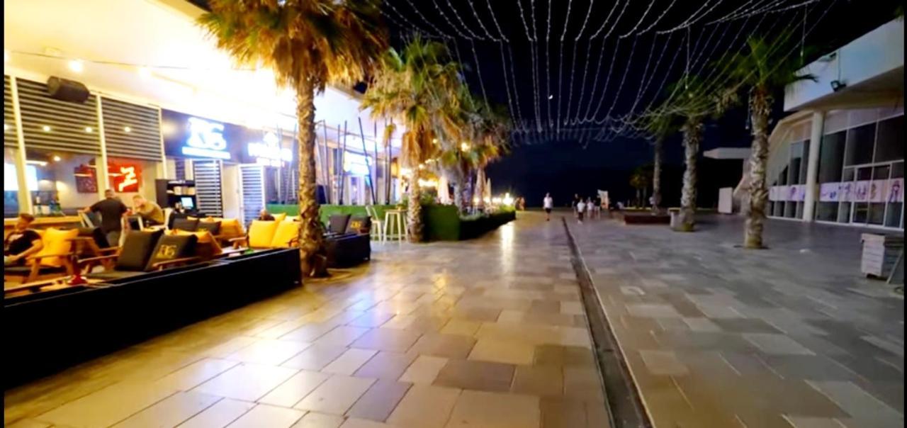 Hotel Apartment Short Term Tel Aviv Bat Yam 353 Bagian luar foto