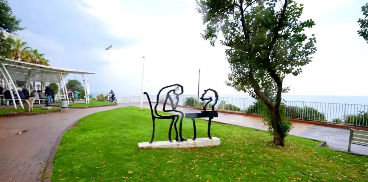 Hotel Apartment Short Term Tel Aviv Bat Yam 353 Bagian luar foto